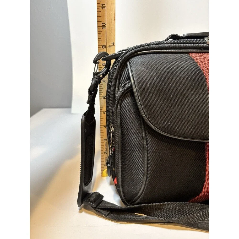 Wenger Swissgear Messenger Bag Black And Red Crossbody Shoulder Bag 9” X 11”